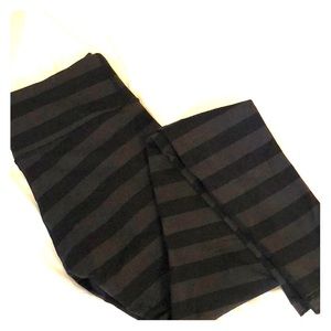 lululemon black and gray stripe Wunder Under Pant